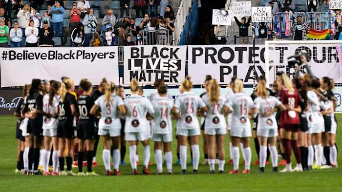 Gotham FC and Washington Spirit players